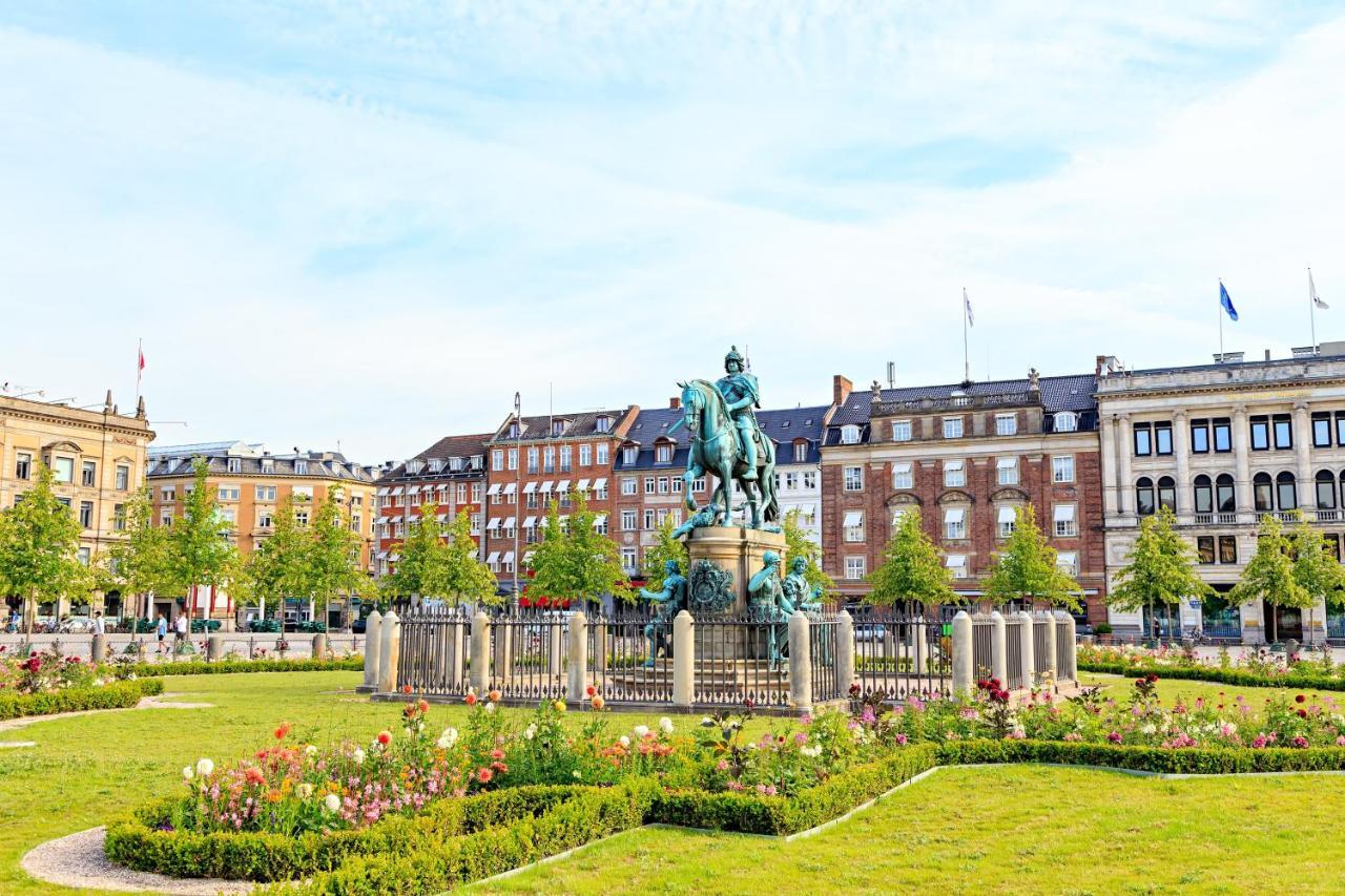 Spacious Tivoli Gardens W 3 Bedrooms København