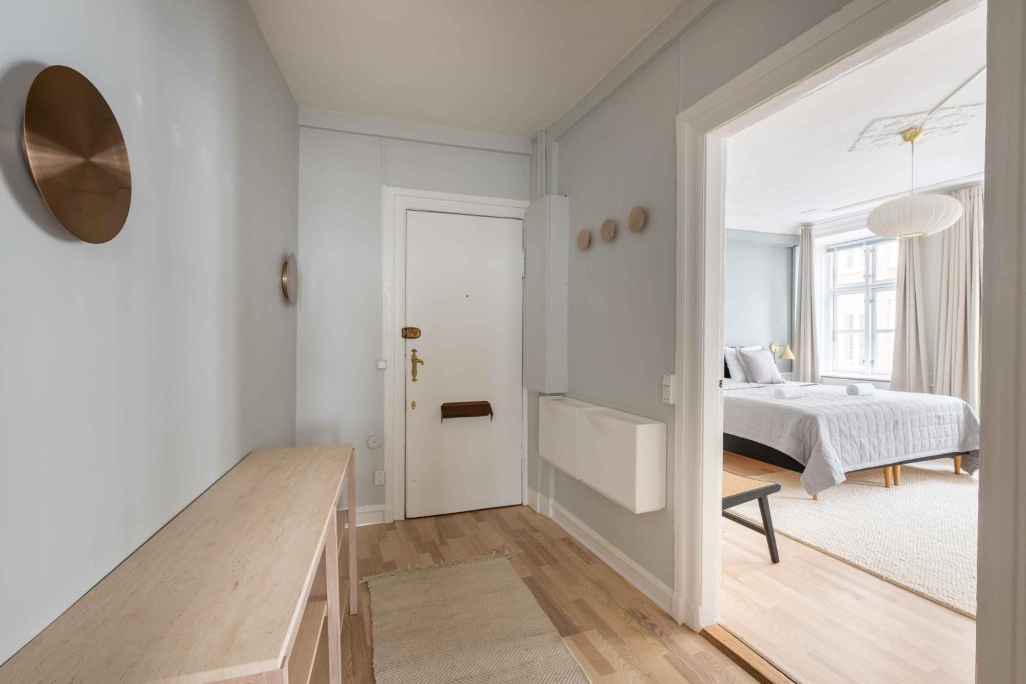 Spacious Tivoli Gardens W 3 Bedrooms Lejlighed