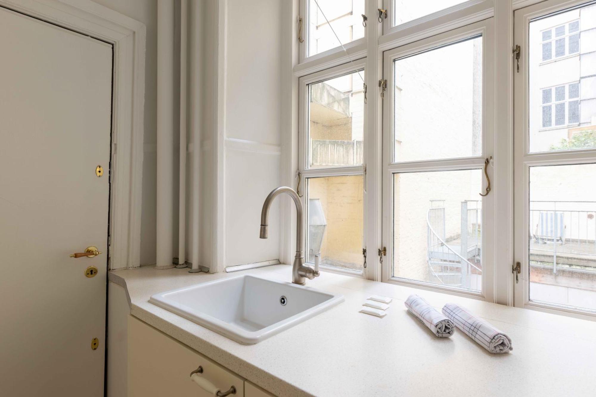 Spacious Tivoli Gardens W 3 Bedrooms Lejlighed København